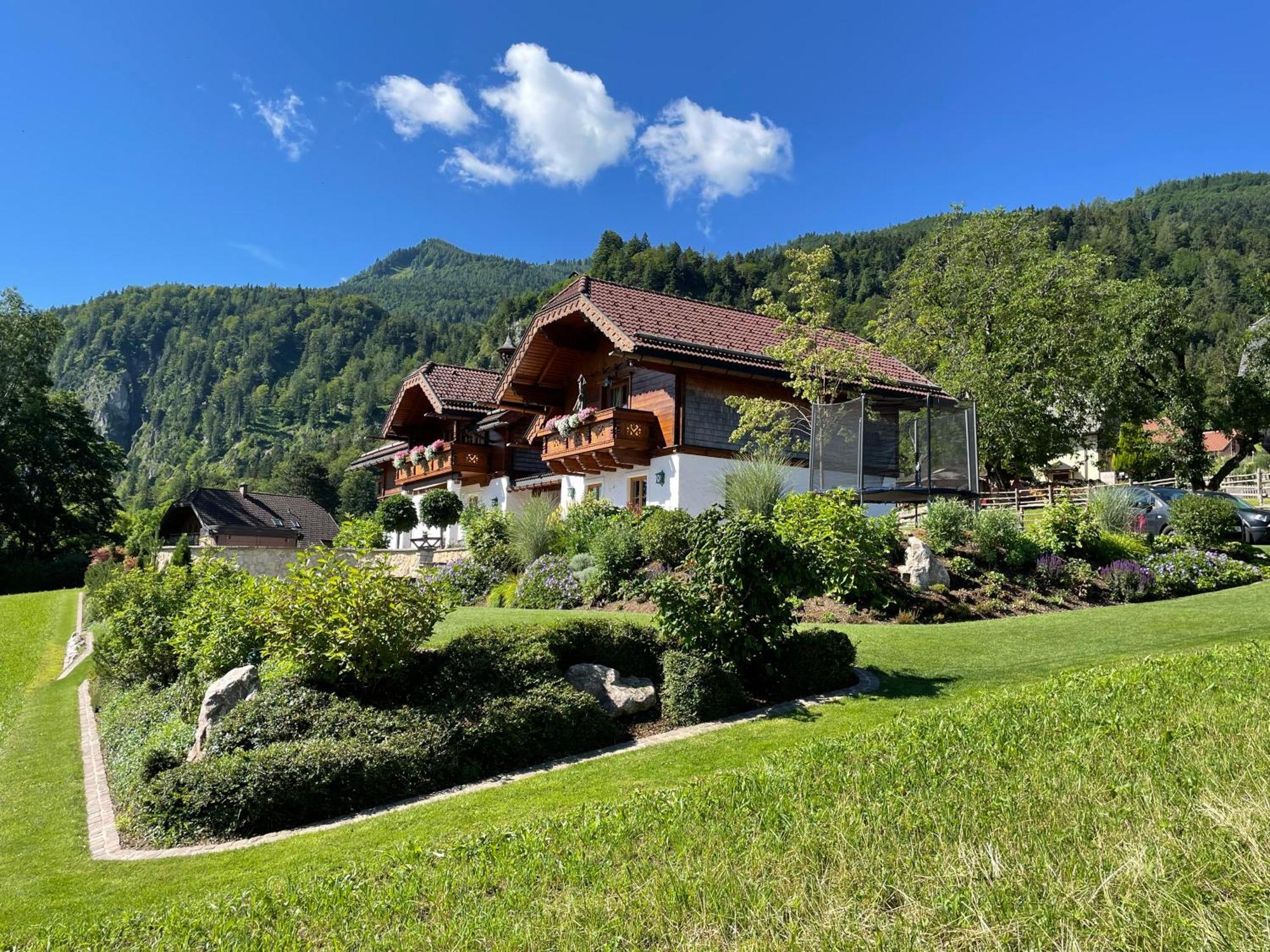 Ferienwohnung Schossleitner - Der Wohlfuehl-Ansitz Am Wolfgangsee Mit Weitblick Sankt Gilgen Dış mekan fotoğraf