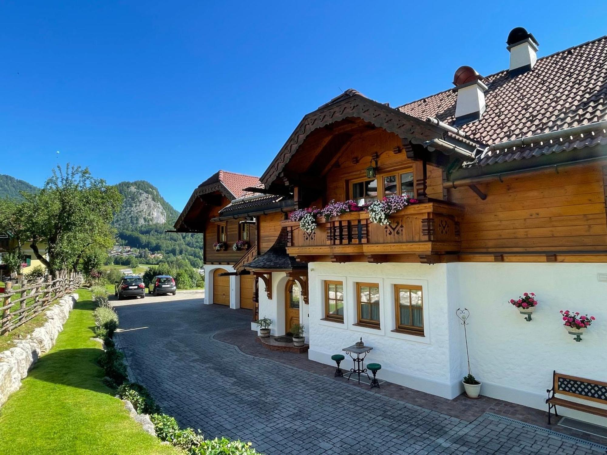 Ferienwohnung Schossleitner - Der Wohlfuehl-Ansitz Am Wolfgangsee Mit Weitblick Sankt Gilgen Dış mekan fotoğraf